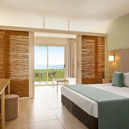 Ramada & By Wyndham 4* Айя-Напа