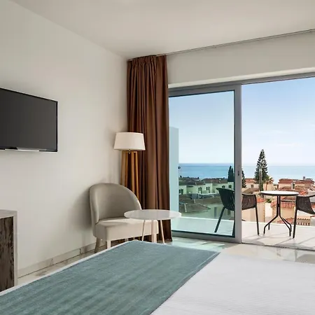 Ramada & By Wyndham Готель 4*