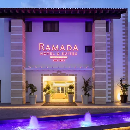 Ramada & By Wyndham Готель